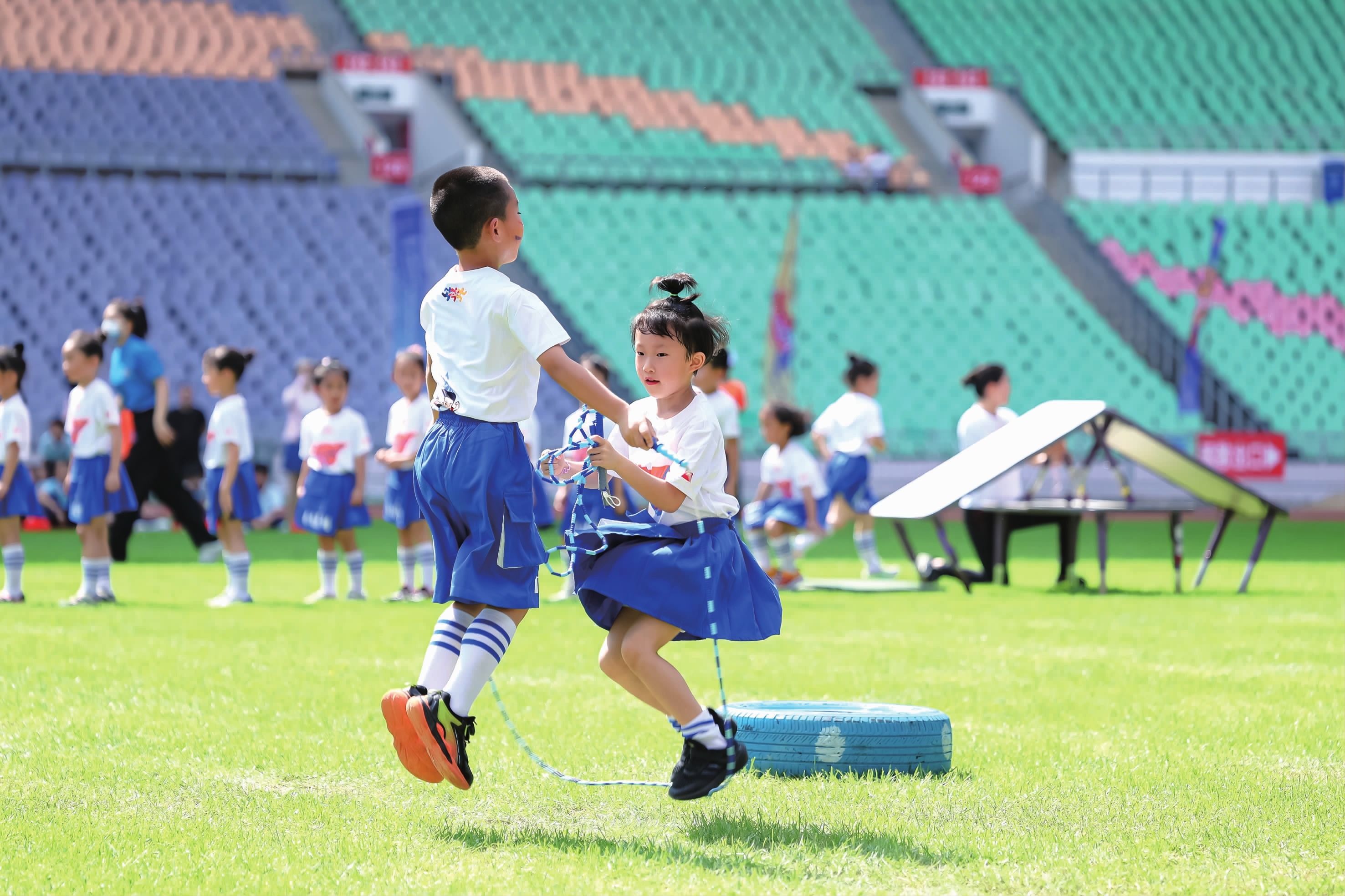 埃迪-豪：红军对伊萨克的报价被我们拒绝；孙兴慜是英超传奇