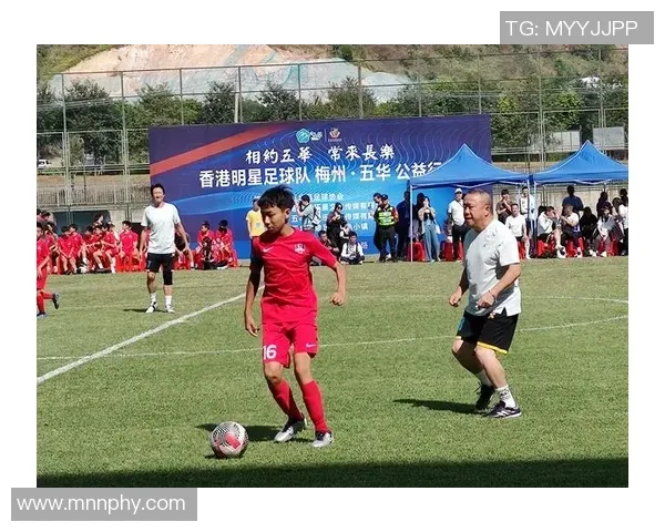 英超替补进球后被换下，特罗萨德成阿森纳队史第三人