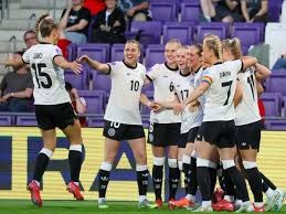 曼联在欧联杯小组赛首轮获胜